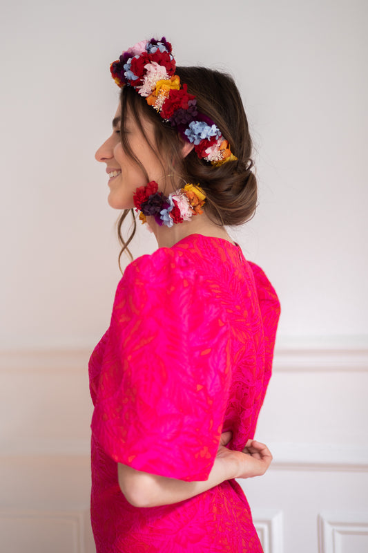 Boucles d’oreilles colorées en fleurs stabilisées ,personnalisables pour oreilles percées ou à clips.