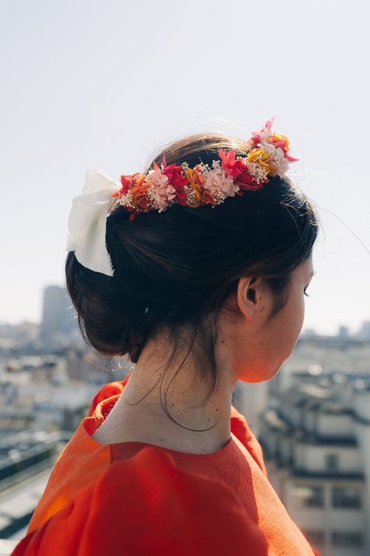 Couronne de fleurs stabilisées pour invitées collection Fauvisme