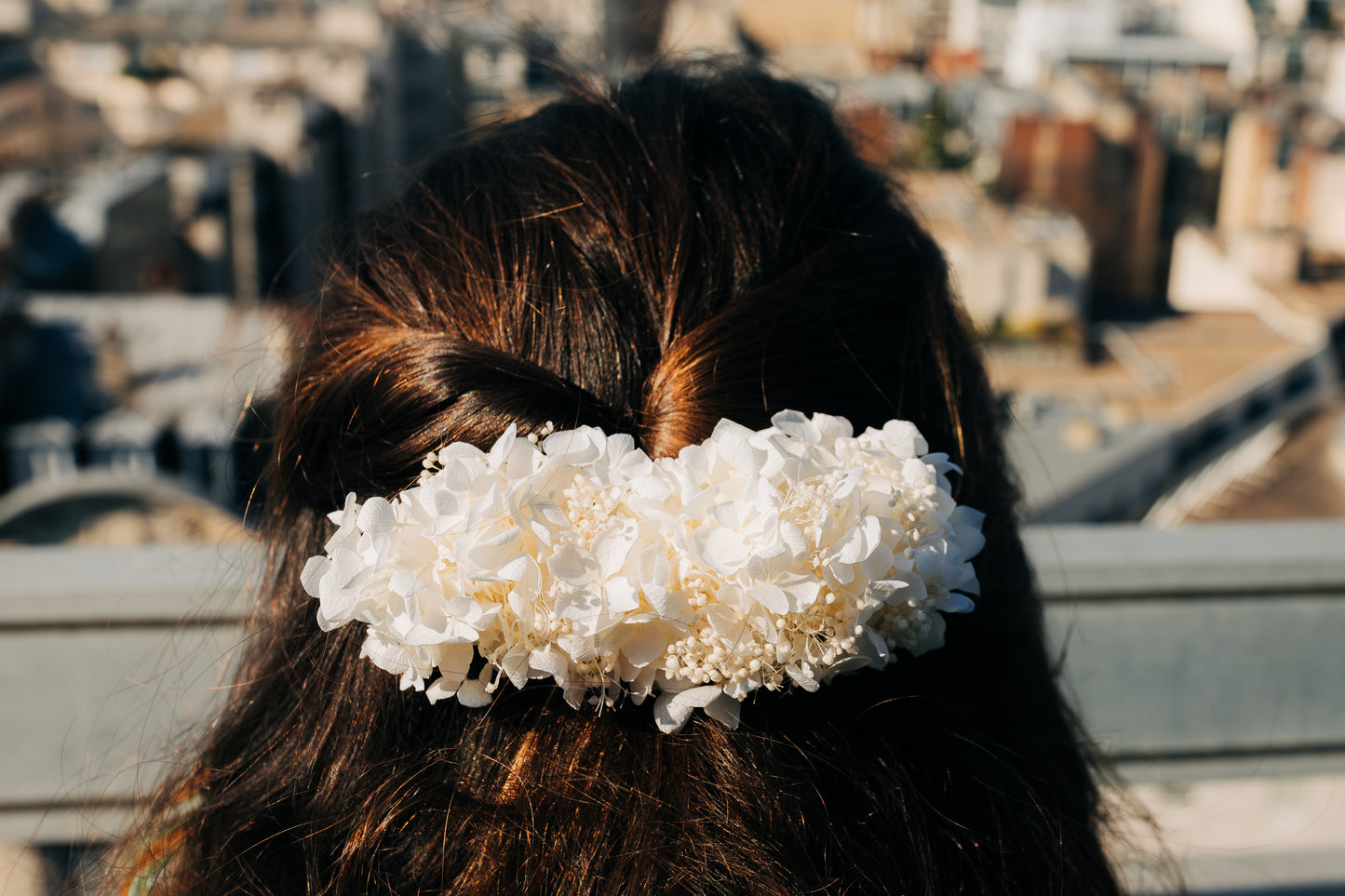 Boucles d'oreilles Vénus d'arles composées de fleurs stabilisées