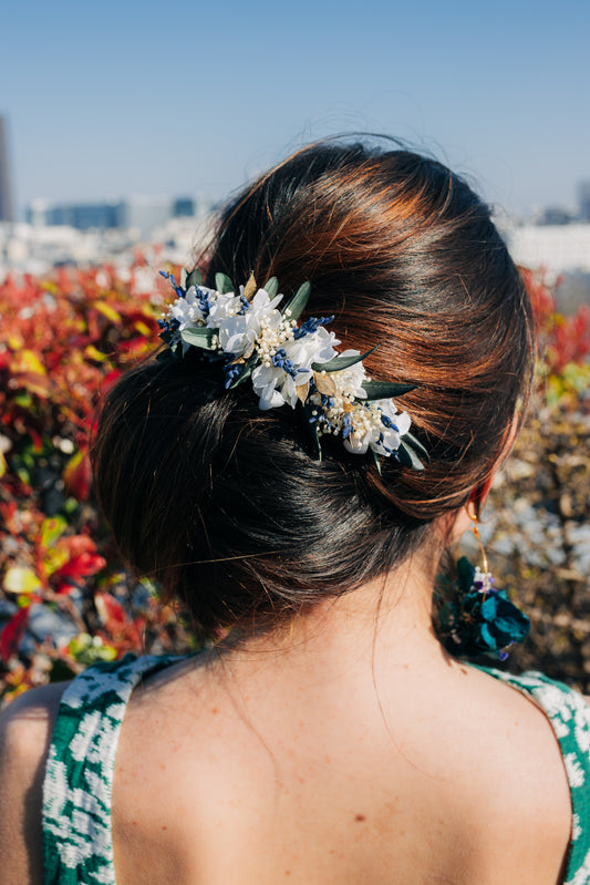 Peigne décoré de fleurs stabilisées de lavande et de feuilles d'olivier, pour mariée ou invitées