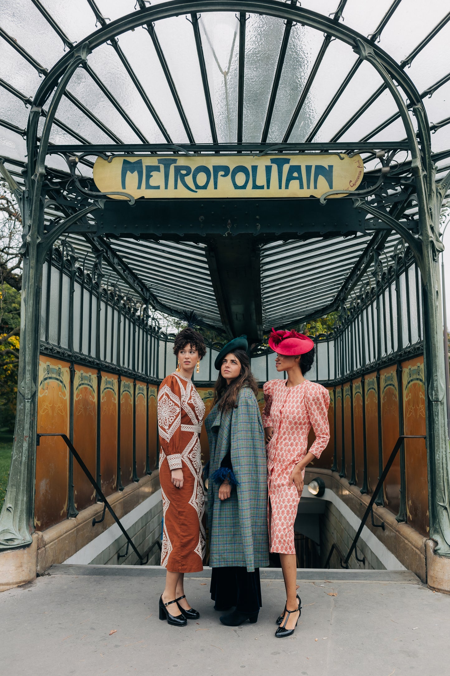 Turban Folies Bergères